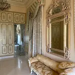 El Maestre Villa