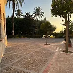 El Maestre Villa *