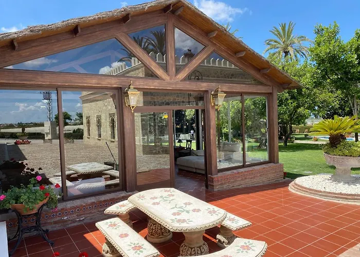 El Maestre فيلة كاديز